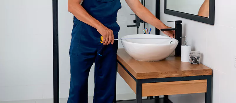 Plumber for Plumbing Repair And Installation Services in Trinity-Bellwoods, Toronto